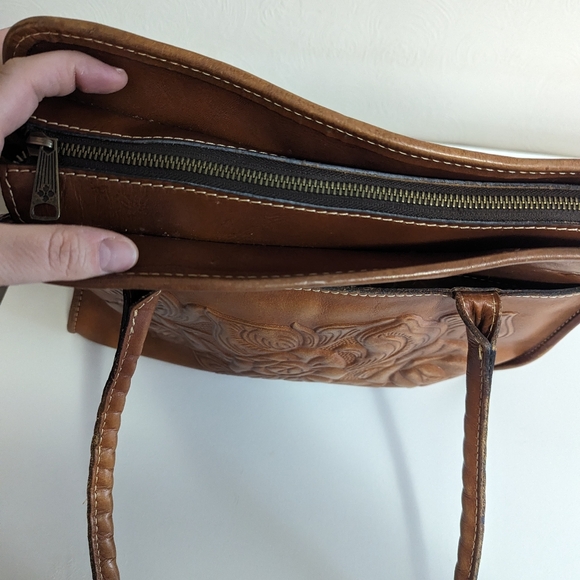 Patricia Nash large Paris satchel, tooled leather - Picture 9 of 16